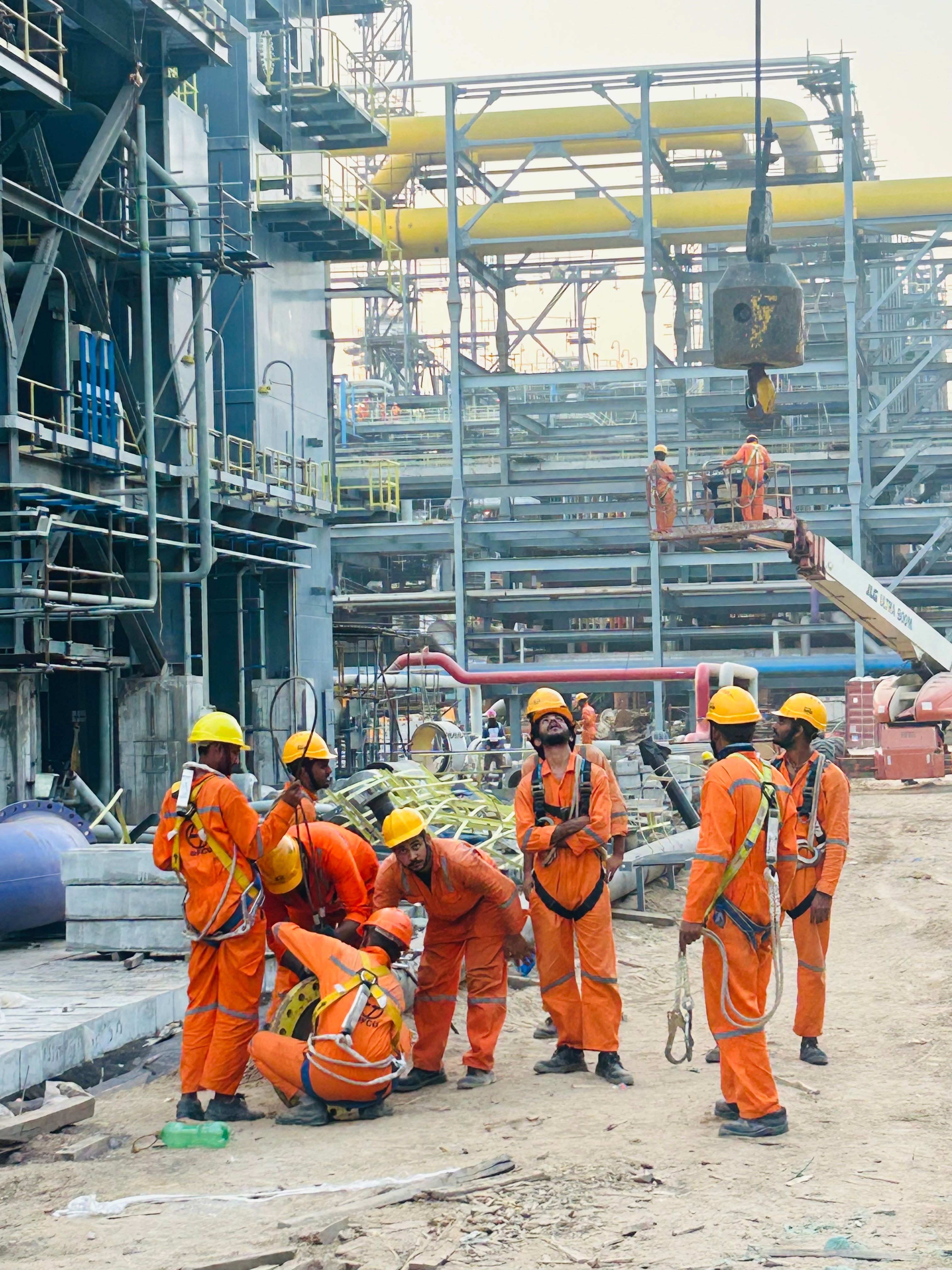 Field Rigging Crew